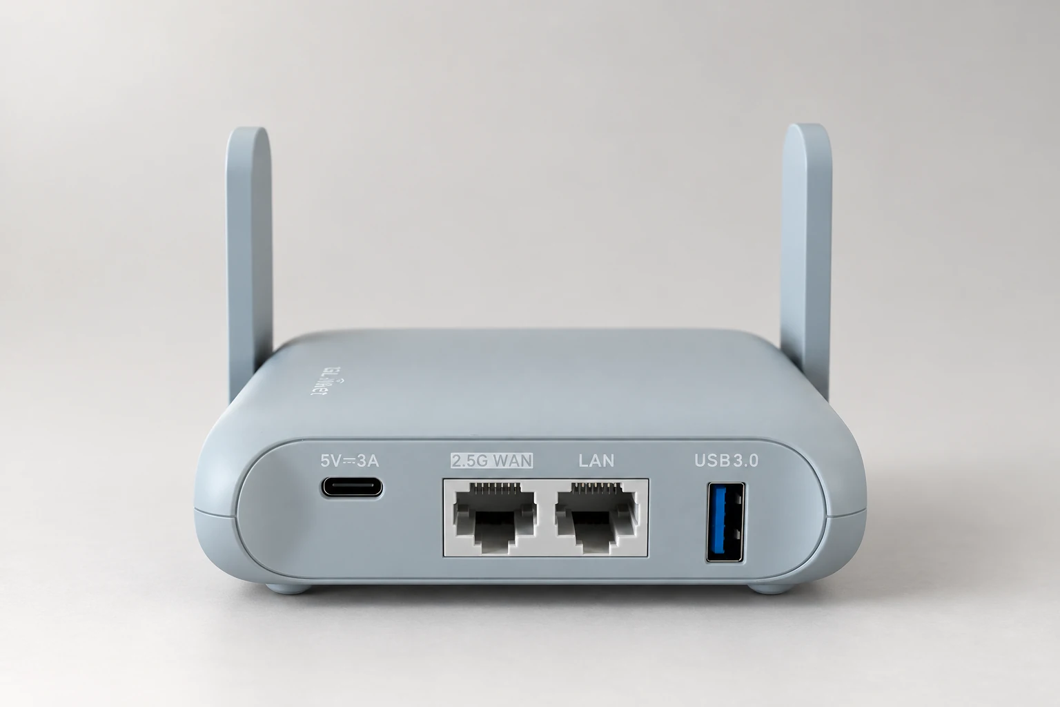 Zadní strana terminálu RF-1 s napájením USB-C a porty WAN, LAN a USB